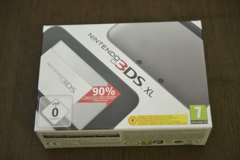 3DS XL - déballage - unboxing - 0001