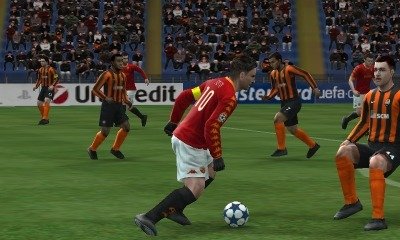 Pro-Evolution-Soccer-PES_screenshot-16